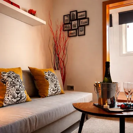 Full Flat In The Heart Of برشلونة