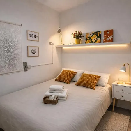 Full Flat In The Heart Of برشلونة